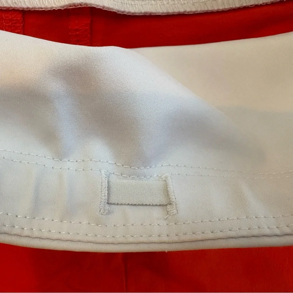 Athleta Ascender Running Hiking Athletic Gym Shorts Side Stripe Pockets sz 0